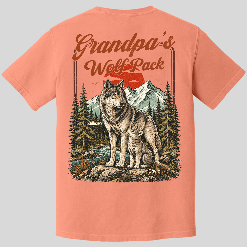Personalized Grandpa Wolf Pack T-Shirt Father Day Gifts for Dad Funny Papa Tshirt Cool Daddy Wolf Vintage Retro Shirt for Men Pt99