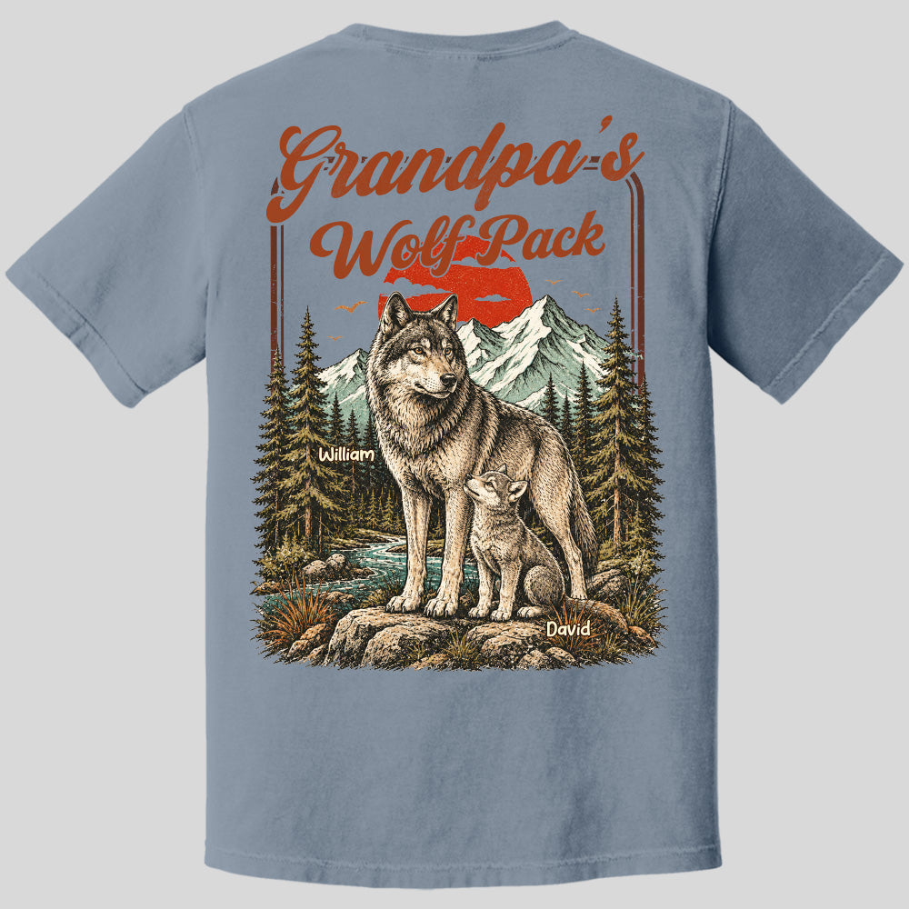 Personalized Grandpa Wolf Pack T-Shirt Father Day Gifts for Dad Funny Papa Tshirt Cool Daddy Wolf Vintage Retro Shirt for Men Pt99