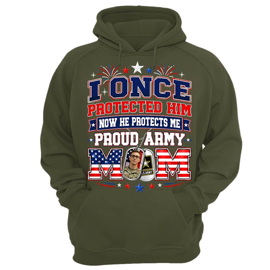 I Once Protected Him Now He Protects Me Proud Army Mom Custom Photo Shirt For Proud Army Mom Dad Family 4th July Shirt H2511 Trna